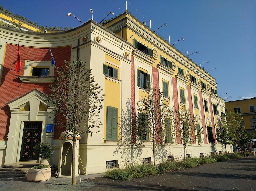 City 5 Hotel Tirana Exterior foto